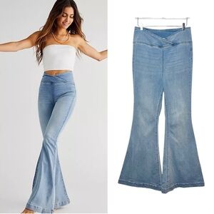 Free People Venice Beach Wrap Over Super Flare Leg Women’s Spring Blue Jeans 31